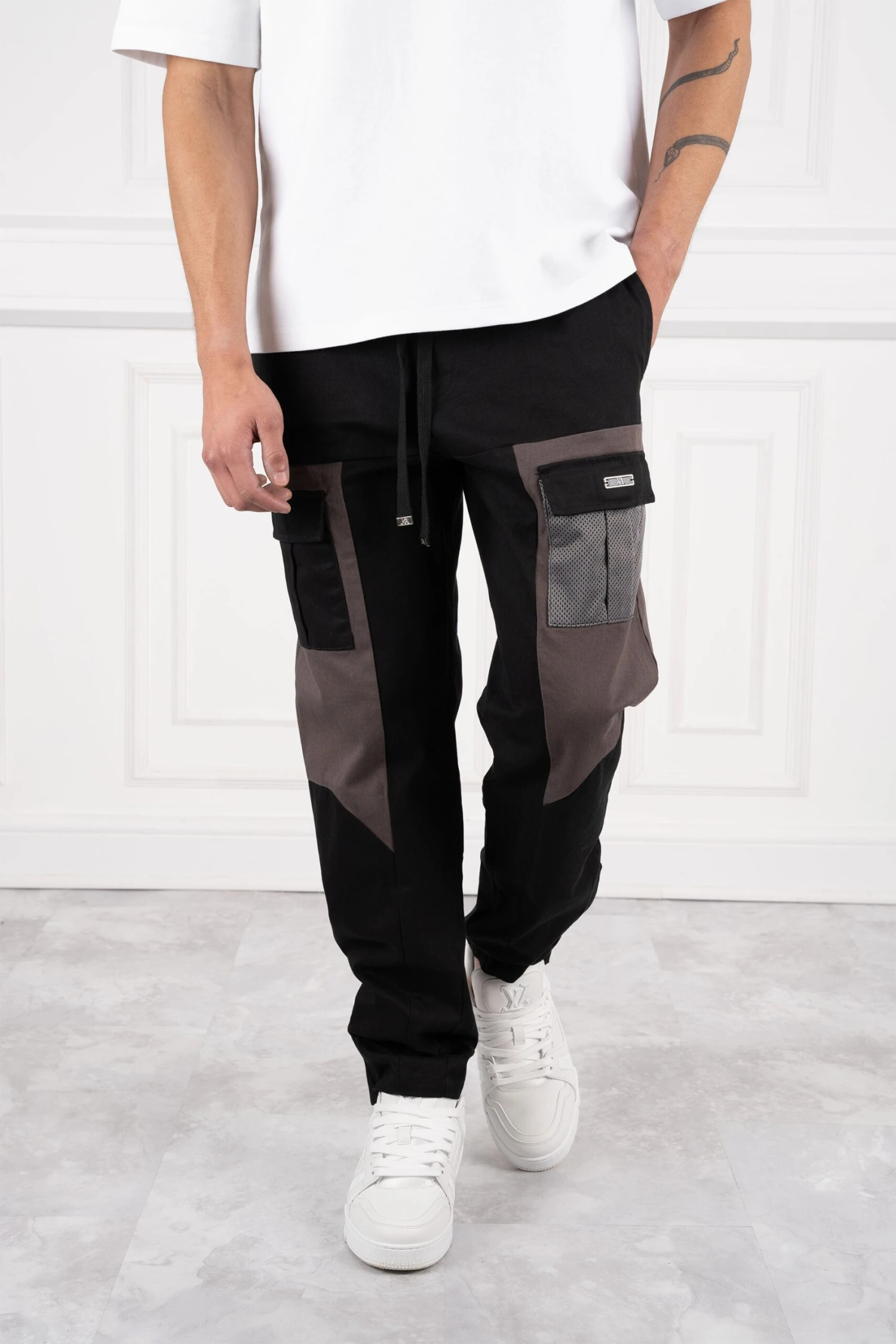 Diverge Cargo Pants - Black(New Diverge Cargo Pants Black) 3 Diverge Cargo Pants - Black(New Diverge Cargo Pants Black) - Image 3