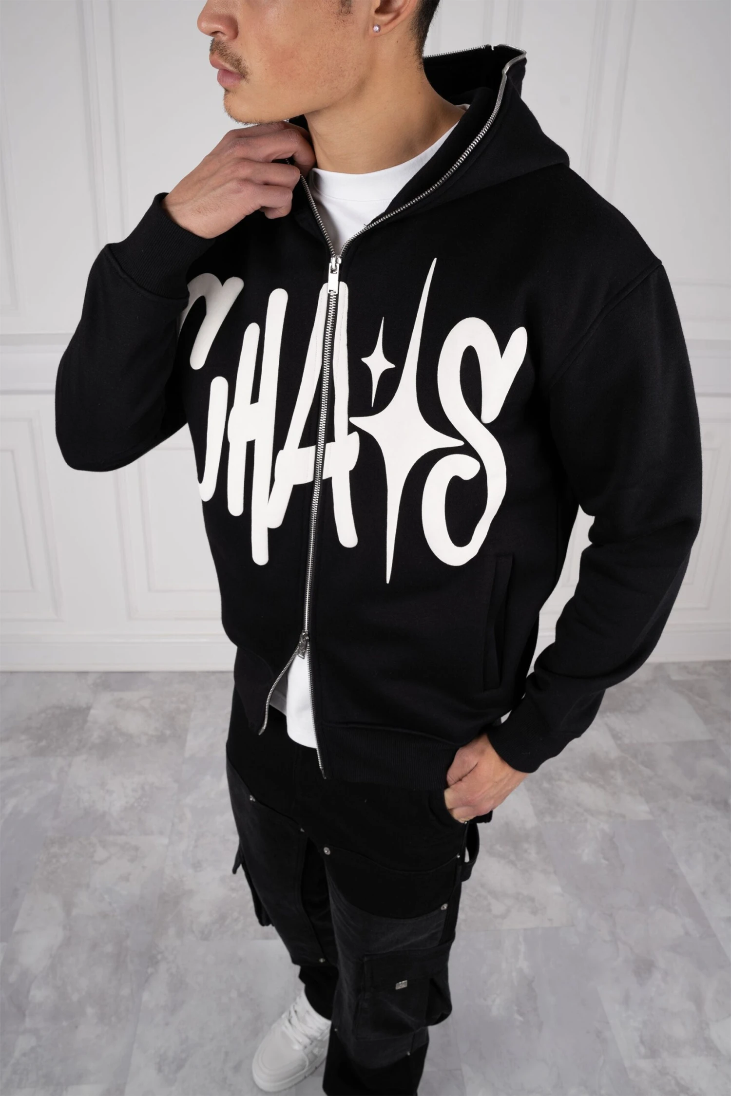Chaos Puff Print Double Zip Hoodie - Black(New Aw23 Chaos Puff Print Double Zip Hoodie Black) 4 Chaos Puff Print Double Zip Hoodie - Black(New Aw23 Chaos Puff Print Double Zip Hoodie Black) - Image 4