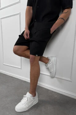 Pleated Shorts - Black(Msh14 2426 Bk) -Jk Attire Black 2 543aa77d b223 49a7 b653 ab57b34fba6a