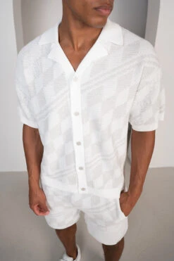 Boxy Checked Knitted Shirt - Grey/White(Boxy Checked Knitted Shirt Grey)