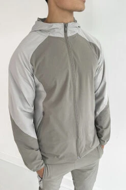 Panel Tech Zip-Up Jacket - Grey(New Panel Tech Zip Up Jacket Grey)